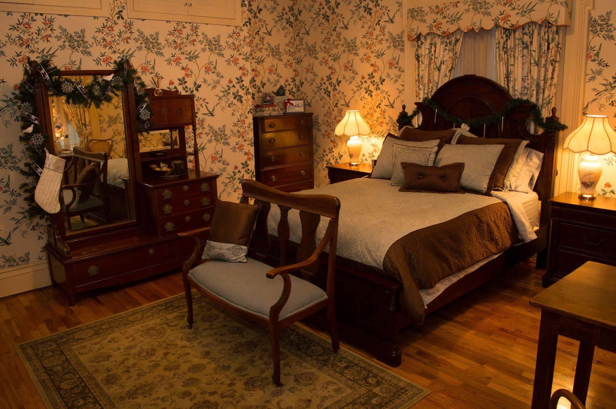 Silver Heart Inn & Cottages 인데펜던스 외부 사진